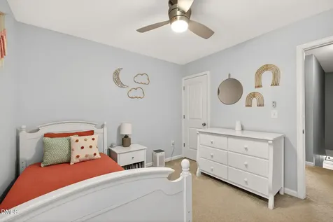 1027 Bridlemine Drive Fuquay Varina NC 27526