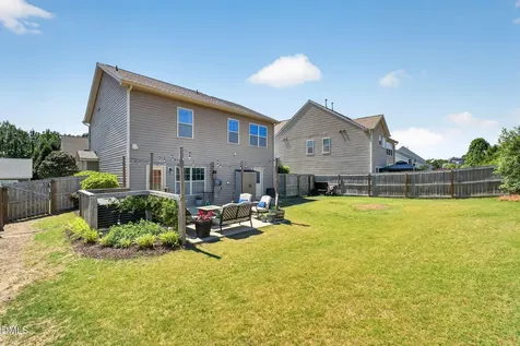 1027 Bridlemine Drive Fuquay Varina NC 27526