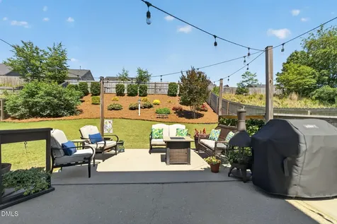 1027 Bridlemine Drive Fuquay Varina NC 27526