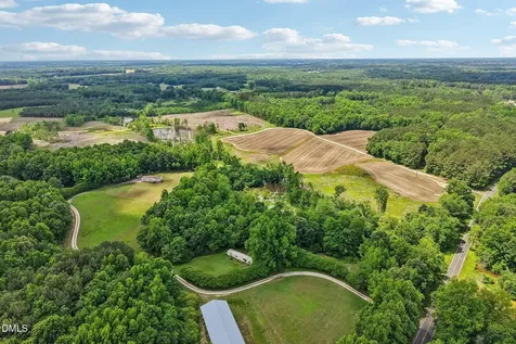 89 Nash County Line Road Castalia NC 27816