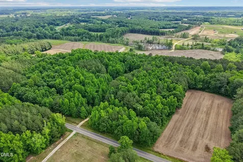 89 Nash County Line Road Castalia NC 27816