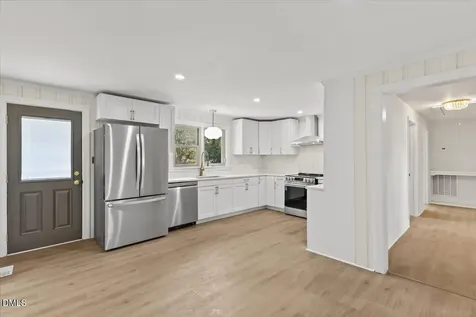 116 S Fitzgerald Street Pine Level NC 27568