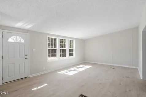 6631 Roundstone Lane Oxford NC 27565
