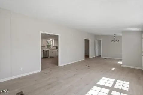 6631 Roundstone Lane Oxford NC 27565