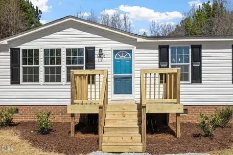 6631 Roundstone Lane Oxford NC 27565