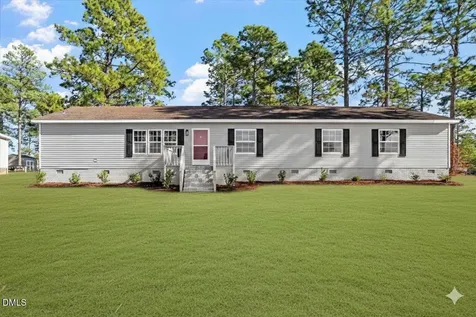190 Pickett Circle Vass NC 28394