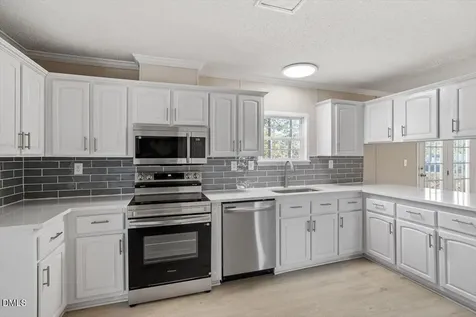 190 Pickett Circle Vass NC 28394