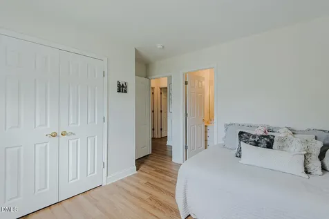 664 Boone Station Drive Burlington NC 27215