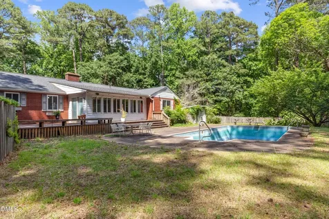 3 Dogwood Forest Clayton NC 27520