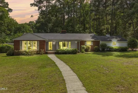 3 Dogwood Forest Clayton NC 27520