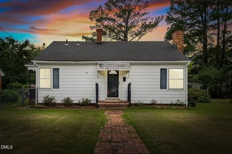 208 Craven Street Tarboro NC 27886