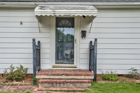 208 Craven Street Tarboro NC 27886