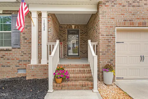 1028 Longleaf Pine Mebane NC 27302