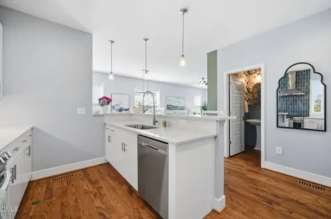 533 Bragg Street Raleigh NC 27610