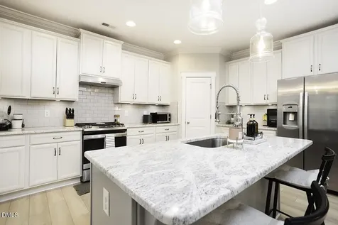 3334 Castlerock Drive Burlington NC 27215