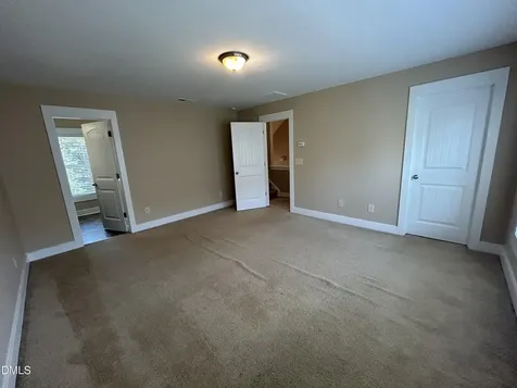3827 Glenhaven Road Raleigh NC 27606