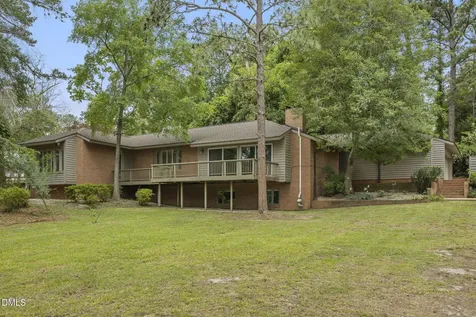 501 Valley Road Fayetteville NC 28305