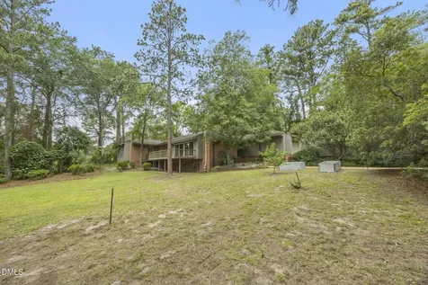 501 Valley Road Fayetteville NC 28305