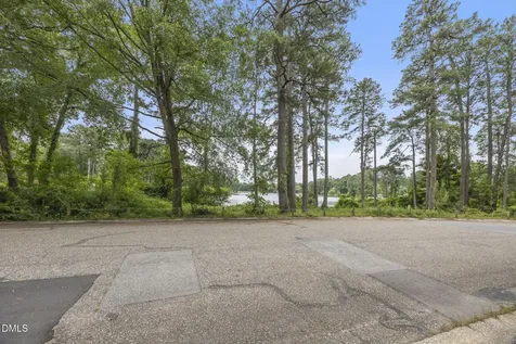 501 Valley Road Fayetteville NC 28305