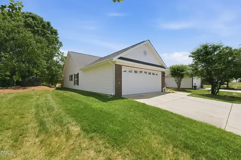 2035 Sweetbay Circle Burlington NC 27215