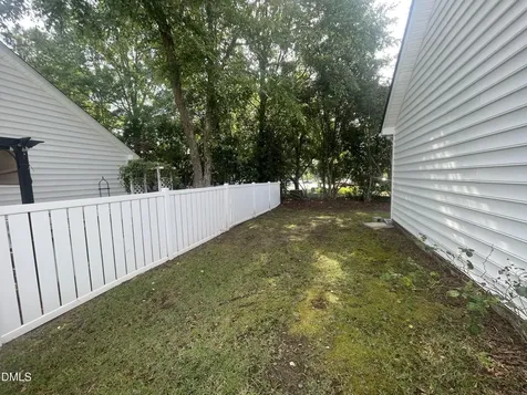 109 Fairwoods Court Dunn NC 28334