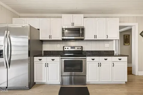 1490 Scott Road Kenly NC 27542