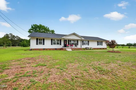 1490 Scott Road Kenly NC 27542