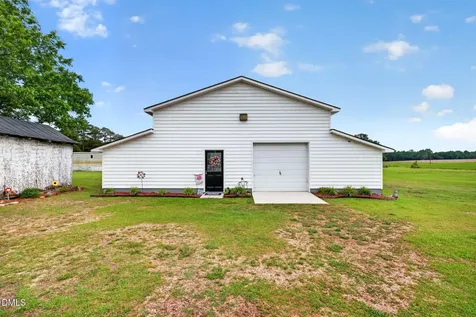 1490 Scott Road Kenly NC 27542