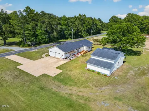 1490 Scott Road Kenly NC 27542