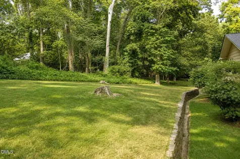 393 Wesley Court Chapel Hill NC 27516
