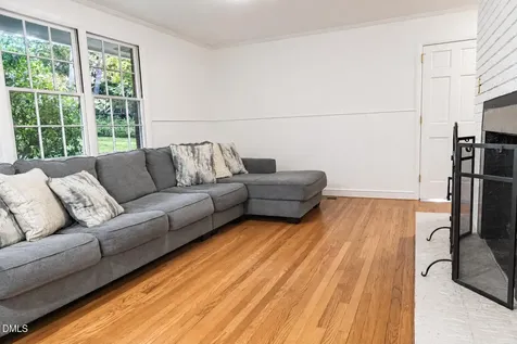 393 Wesley Court Chapel Hill NC 27516