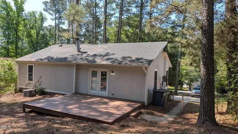 1204 Cedarhurst Drive Sanford NC 27332