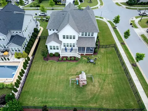 200 Lofty Oak Lane Holly Springs NC 27540