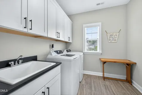 200 Lofty Oak Lane Holly Springs NC 27540