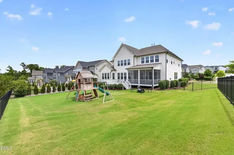 200 Lofty Oak Lane Holly Springs NC 27540