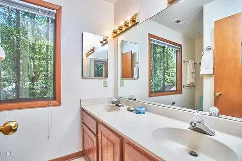 152 Cedar Hills Circle Chapel Hill NC 27514