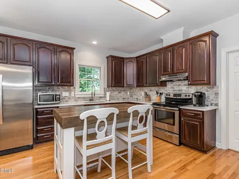 107 Walmsley Court Cary NC 27519