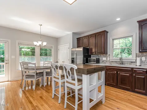 107 Walmsley Court Cary NC 27519