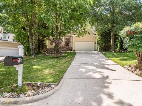 107 Walmsley Court Cary NC 27519