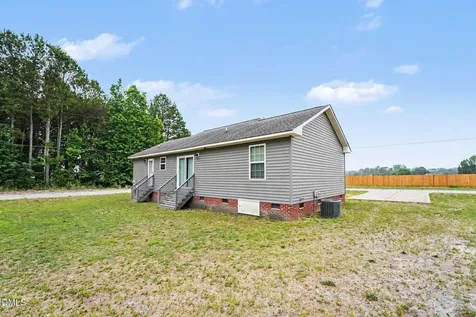 7261 Clara Street Wade NC 28395