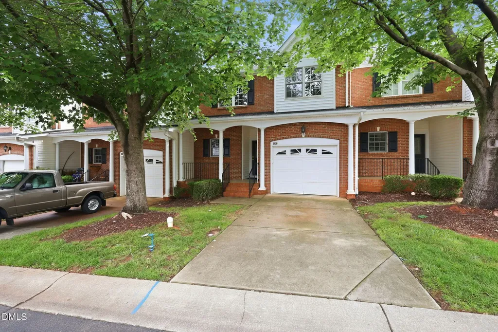 4542 Mistiflower Drive Raleigh NC 27606