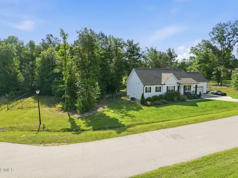 102 Golden Eagle Ridge Zebulon NC 27597