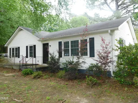 1536 Hight Street Henderson NC 27536