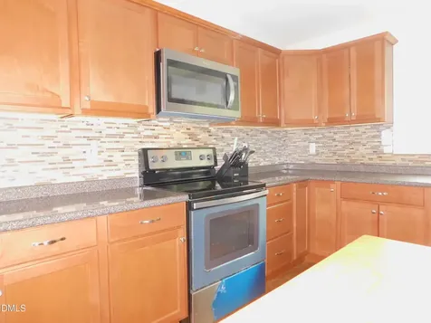1536 Hight Street Henderson NC 27536