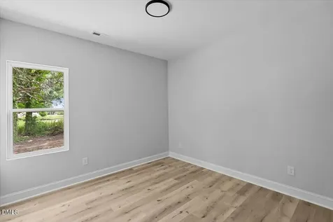 1175 Flora Avenue Burlington NC 27217