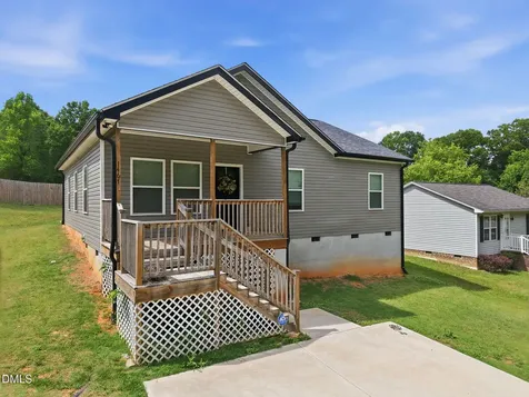 1467 Pollard Avenue Burlington NC 27217