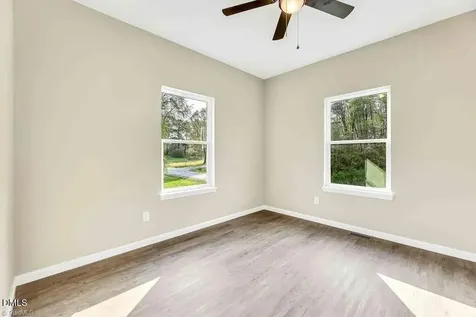 1467 Pollard Avenue Burlington NC 27217