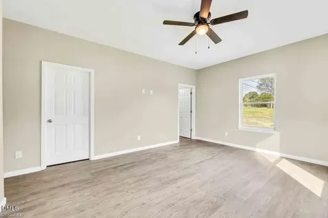 1467 Pollard Avenue Burlington NC 27217