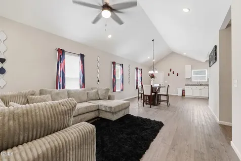 1467 Pollard Avenue Burlington NC 27217