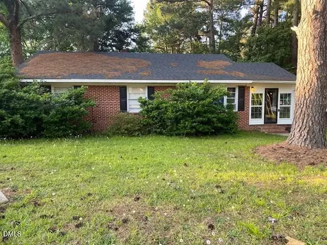 1104 Robert Road W Wilson NC 27893
